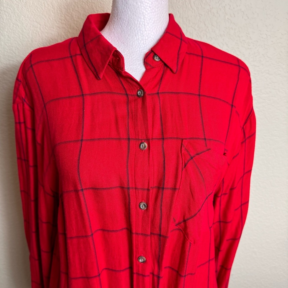 A New Day Women's Casual Long Sleeve Size Medium Top Shirt Blouse Red with Black - Picture 2 of 7